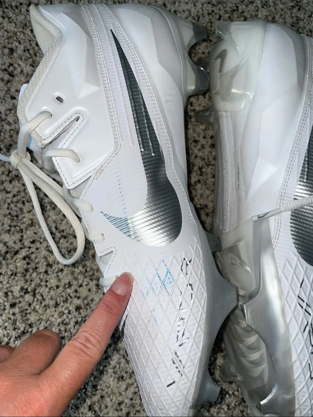 Nike men’s athletic